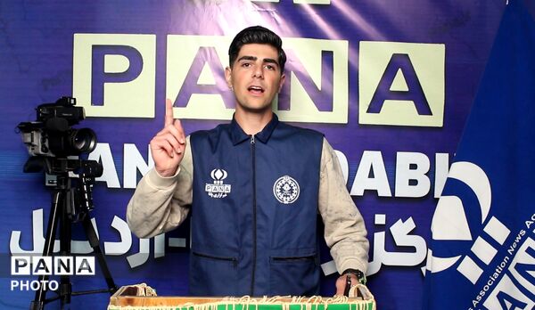 حضور پرشور نوجوانان مبارز در کافه رسانه اردبیل