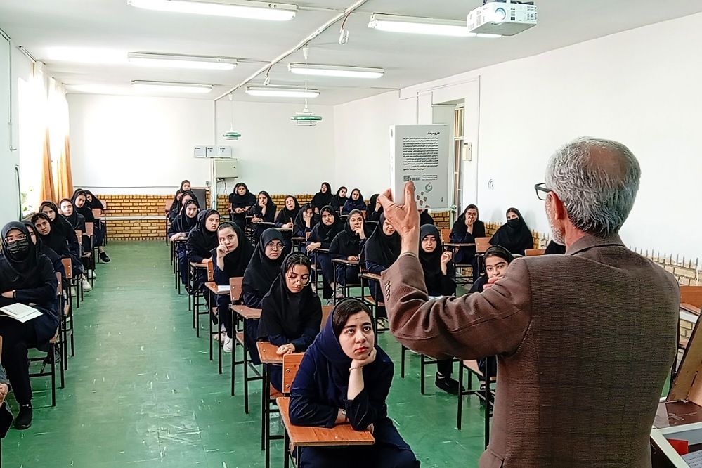 شهید داریوش رضایی‌نژاد الگوی علم و عمل 