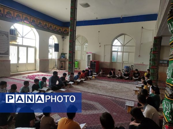 کلاس‌های قرآن کریم در مسجد امام علی (ع) ده‌محسن 