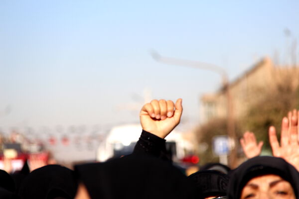 مراسم وداع با ۷ پیکر شهید گمنام هشت سال دفاع مقدس