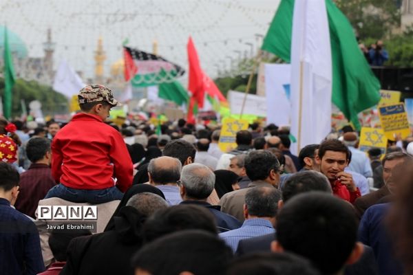 حضور مسئولان آموزش و پرورش خراسان رضوی در راهپیمایی روز قدس مشهد