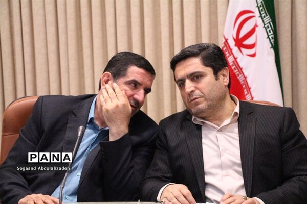 دومین همایش با حافظان وحی