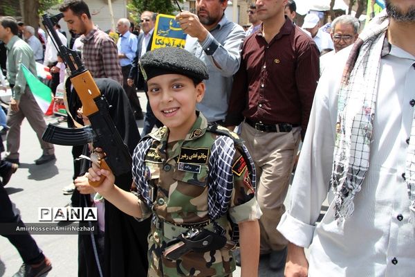 برگزاری راهپیمایی عظیم روز قدس در یزد