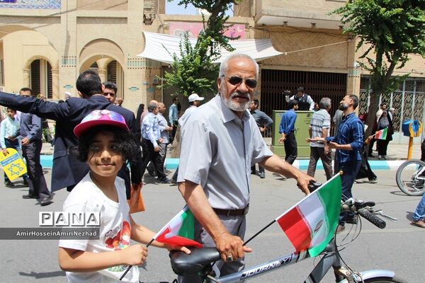 برگزاری راهپیمایی عظیم روز قدس در یزد