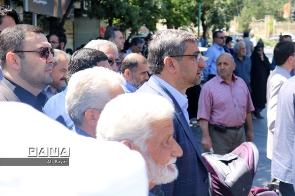 راهپیمایی مردم همدان در آخرین جمعه ماه رمضان