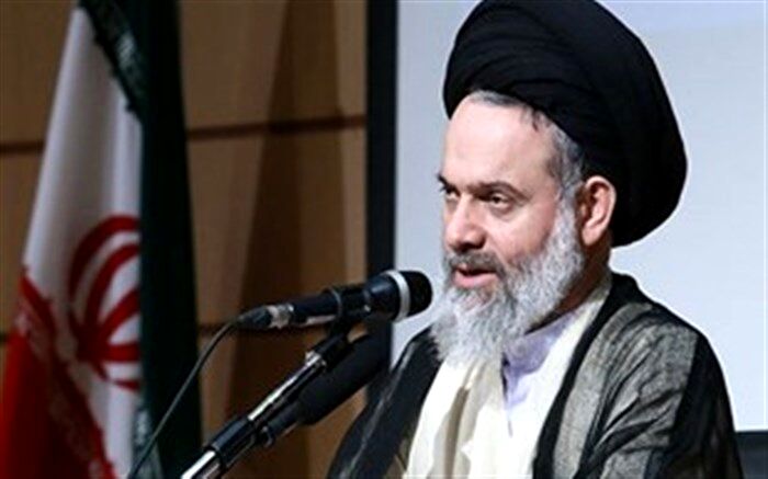 شهدای مدافع حرم آبرو و عزت اسلام هستند