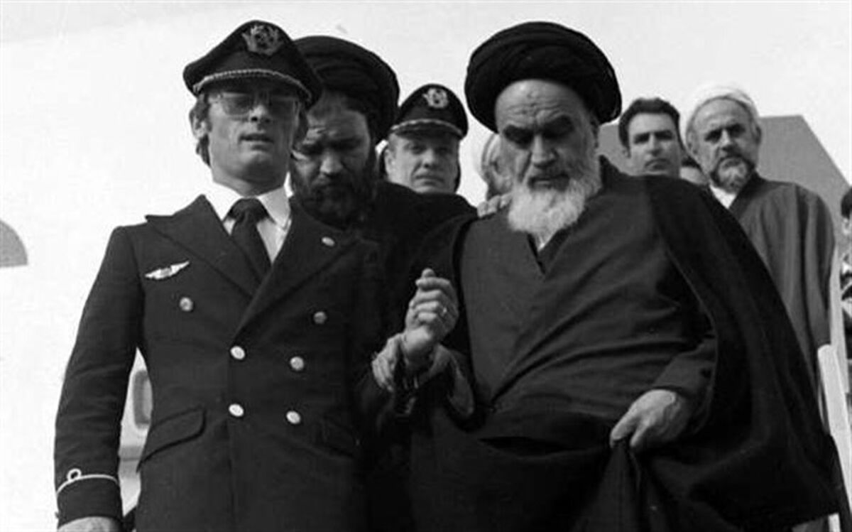 طنین نام امام خمینی (ره) در سرودهای انقلابی