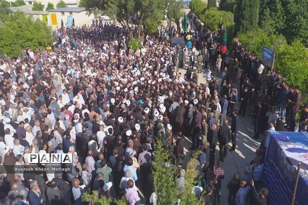 مراسم تشییع پیکر امام جمعه شهرستان کازرون