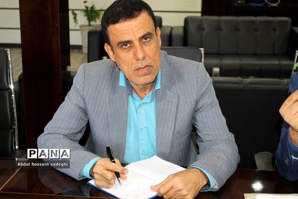 جلسه کار گروه استانی لباس فرم دانش‌آموزی استان بوشهر