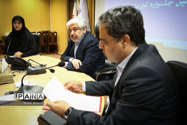 امضا تفاهم‌نامه همکاری اولین جشنواره ملی تجربیات موفق مدارس