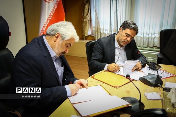 امضا تفاهم‌نامه همکاری اولین جشنواره ملی تجربیات موفق مدارس