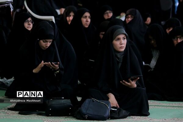 مراسم سالگرد ارتحال بنیان‌گزار جمهوری اسلامی ایران در مصلی امام خمینی تبریز
