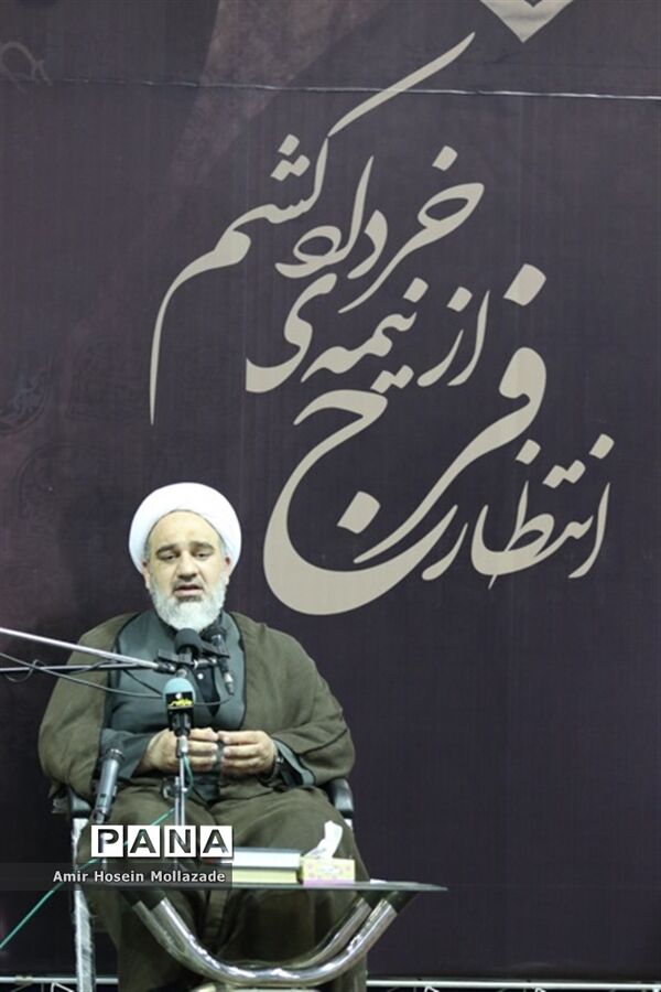 مراسم بزرگداشت ارتحال امام خمینی (ره) در ارومیه