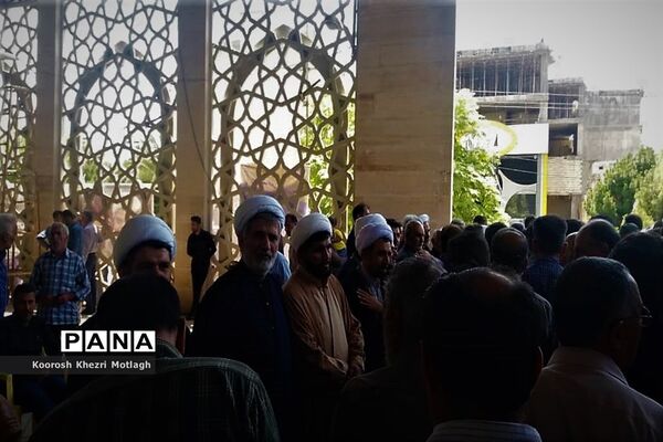 مراسم هفتمین روز درگذشت امام جمعه  شهرستان کازرون همراه با مراسم ارتحال امام خمینی (ره)