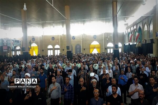 مراسم هفتمین روز درگذشت امام جمعه  شهرستان کازرون همراه با مراسم ارتحال امام خمینی (ره)