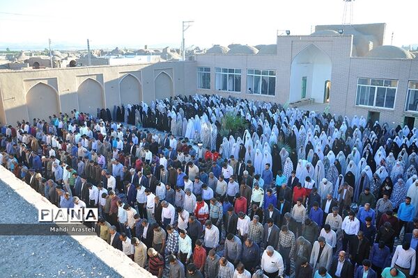 نماز عیدسعیدفطر درشهرستان خوسف خراسان جنوبی