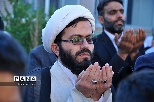 نماز عیدسعیدفطر درشهرستان خوسف خراسان جنوبی