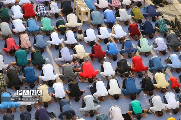 برگزاری نماز عید سعید فطر در مصلی جزیره کیش