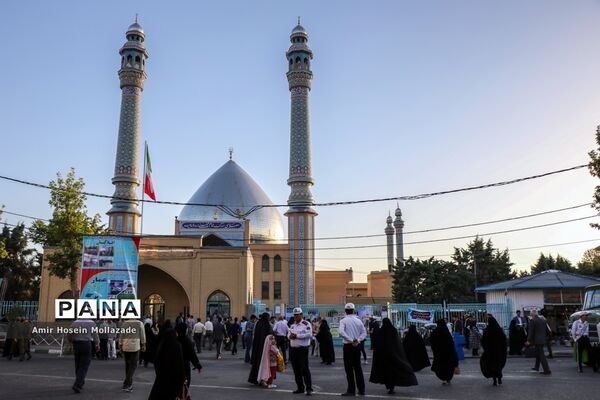 اقامه نماز عید سعید فطر در ارومیه