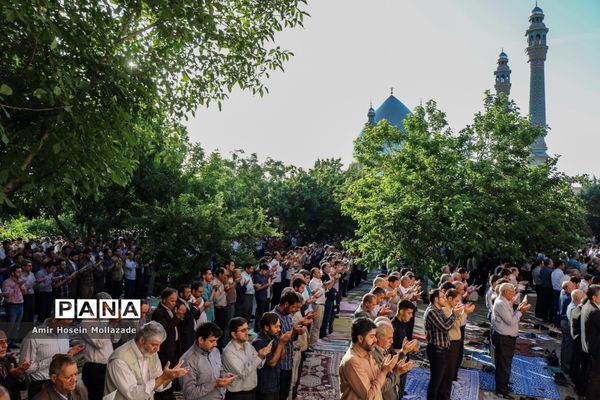 اقامه نماز عید سعید فطر در ارومیه