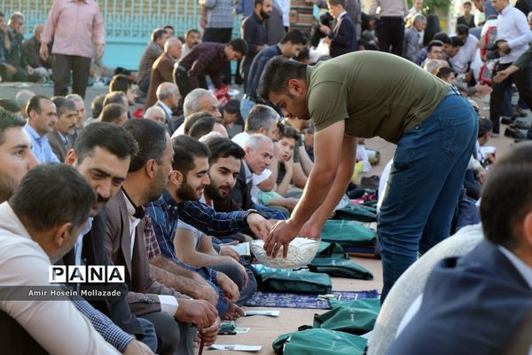 اقامه نماز عید سعید فطر در ارومیه