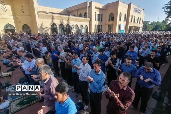 اقامه نماز عید سعید فطر در ارومیه