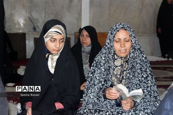 اقامه نماز عید سعید فطر در خاوران شهرستان جهرم