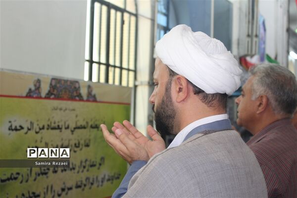اقامه نماز عید سعید فطر در خاوران شهرستان جهرم