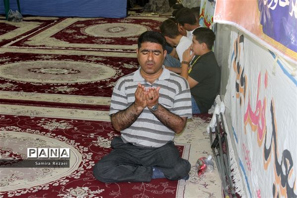 اقامه نماز عید سعید فطر در خاوران شهرستان جهرم