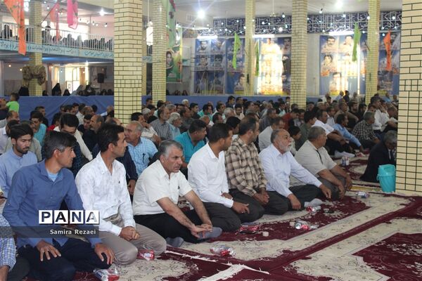 اقامه نماز عید سعید فطر در خاوران شهرستان جهرم