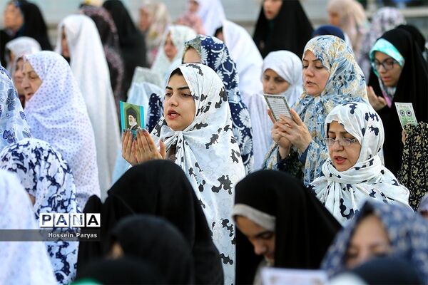 نماز عید فطر در امام زاده صالح(ع)