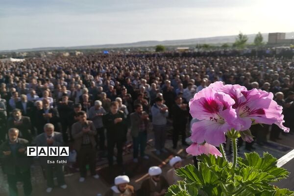 نماز عید فطر شهرستان آذرشهر