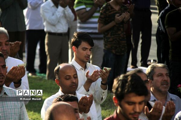 نماز عید سعید فطر در بندرعباس