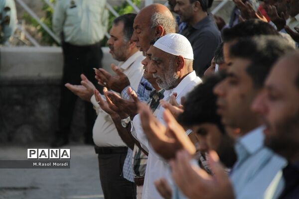 نماز عید سعید فطر در بندرعباس