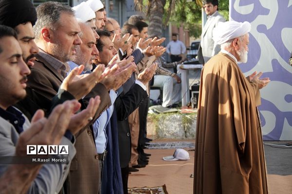 نماز عید سعید فطر در بندرعباس