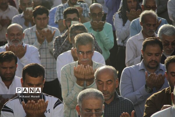 نماز عید سعید فطر در بندرعباس