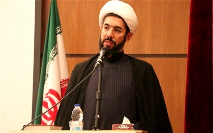 راه‌اندازی سفرهای زیارتی کوتاه‌مدت و ارزان قیمت برای دانشجویان
