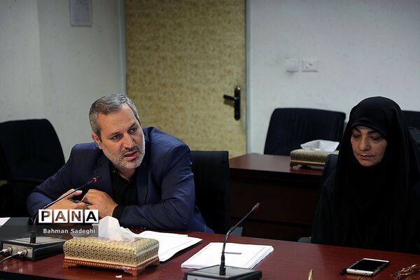 جلسه شورای سیاستگذاری ساماندهی مد و لباس وزارت آموزش و پرورش