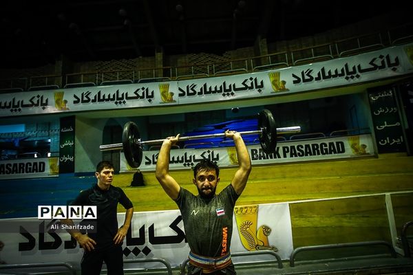 تمرین تیم ملی کشتی فرنگی