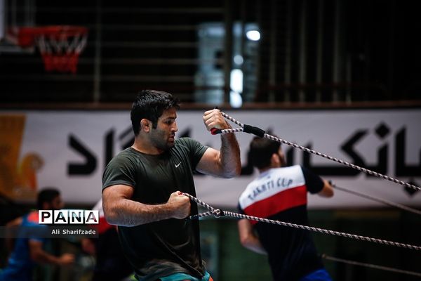 تمرین تیم ملی کشتی فرنگی