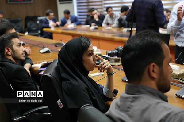 نشست صمیمی وزیر آموزش و پرورش با نمایندگان تشکل‌های دانشجویی دانشگاه تربیت دبیر شهیدرجایی