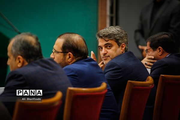 نشست صمیمی وزیرآموزش و پرورش با مدیران رسانه