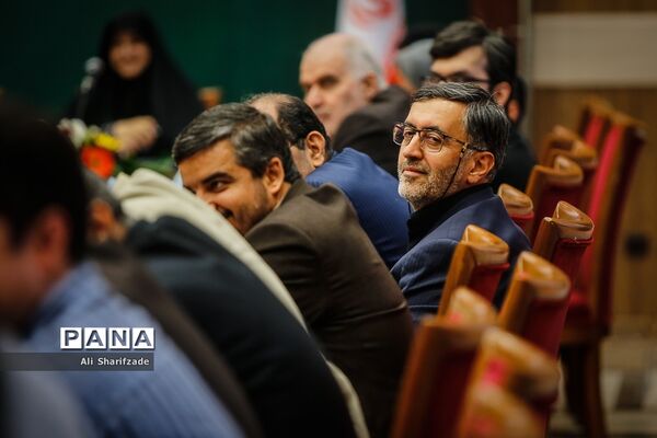نشست صمیمی وزیرآموزش و پرورش با مدیران رسانه