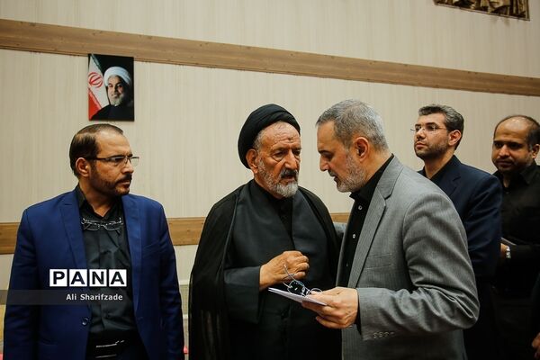 نشست صمیمی وزیرآموزش و پرورش با مدیران رسانه