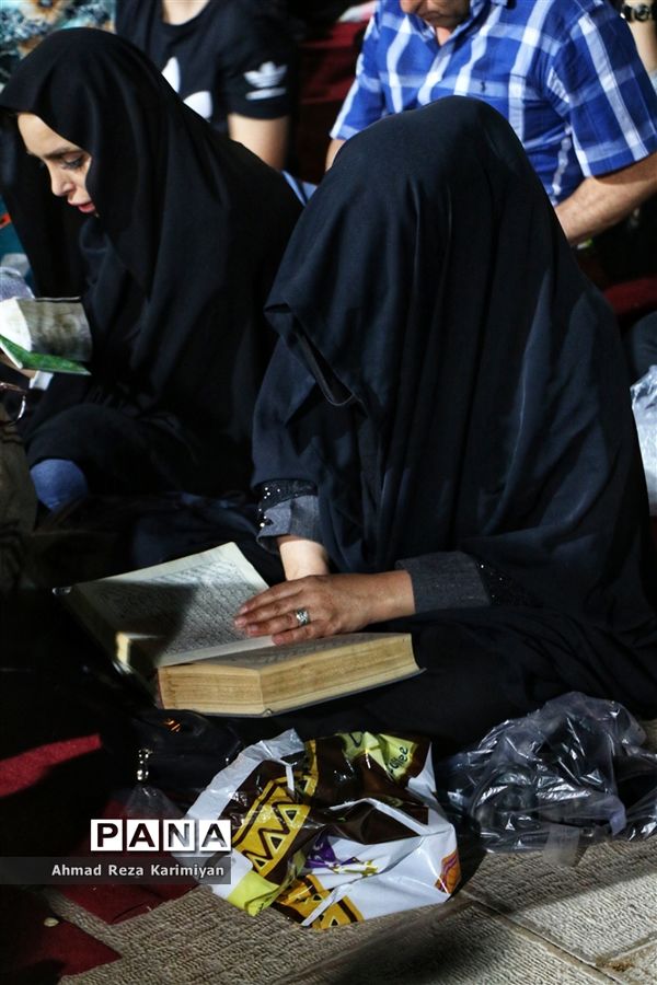 مراسم احیا شب بیست و سوم در حرم مطهر شاهچراغ (ع)