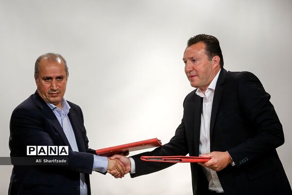 معارفه رسمی «مارک ویلموتس» سرمربی جدید تیم ملی فوتبال