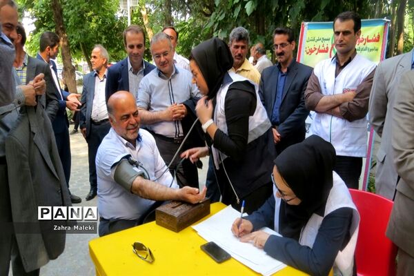 افتتاحیه طرح بسیج کنترل فشارخون درمحمودآباد