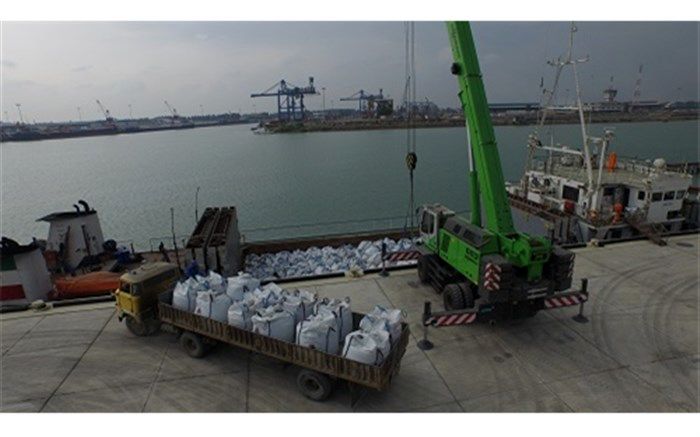 تخلیه و بارگیری کالا در بندر امیرآباد از مرز یک میلیون تن گذشت