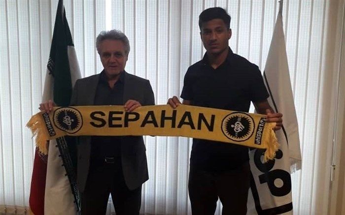 خرید جدید قلعه‌نویی برای سپاهان معرفی شد