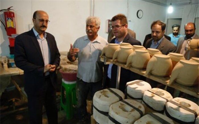 فاز جدید کارگاه سفالگری عتیق در استان قزوین به بهره برداری رسید
